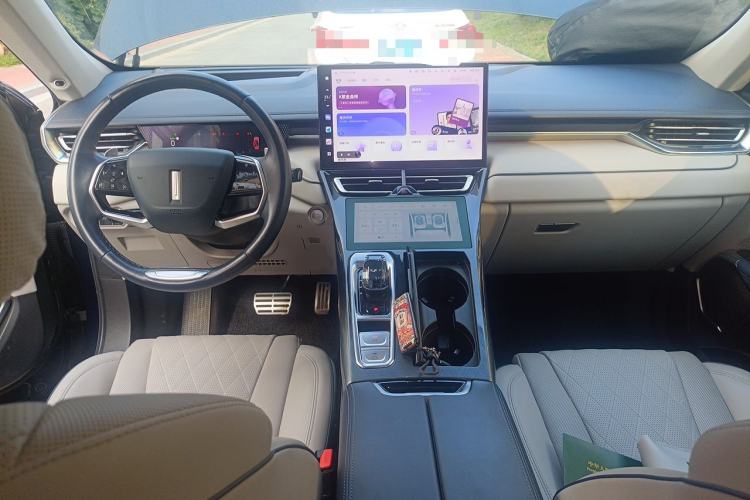 Used Wey Mocha 2021 2.0T Four-Wheel Drive Premium Edition Center Console