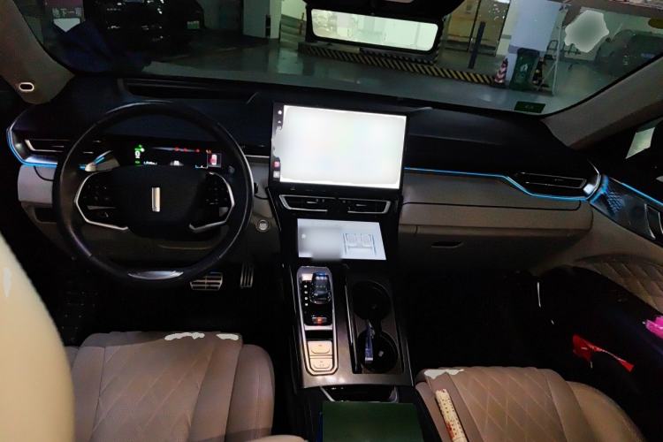 Used Wey Mocha 2021 2.0T Two-Wheel-Drive Premium Edition Center Console