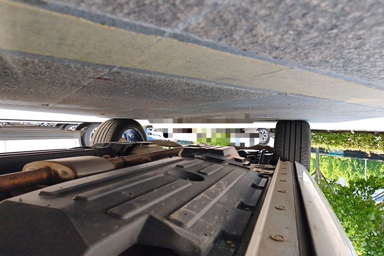Used Wey Mocha 2021 2.0T Two-Wheel-Drive Premium Edition Chassis Front Right
