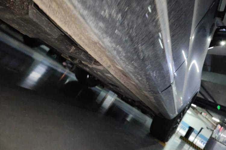 Used Wey Mocha 2021 2.0T Two-Wheel-Drive Premium Edition Chassis Rear Right