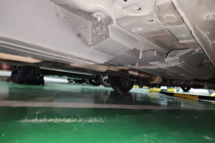 Used Wey Mocha 2021 2.0T Four-Wheel Drive Premium Edition Chassis Rear Right