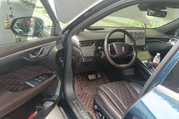 Used Wey Mocha 2021 2.0T Two-Wheel-Drive Premium Edition Driver Seat