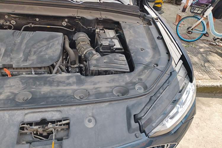 Used Wey Mocha 2021 2.0T Four-Wheel Drive Premium Edition Engine Bay Left