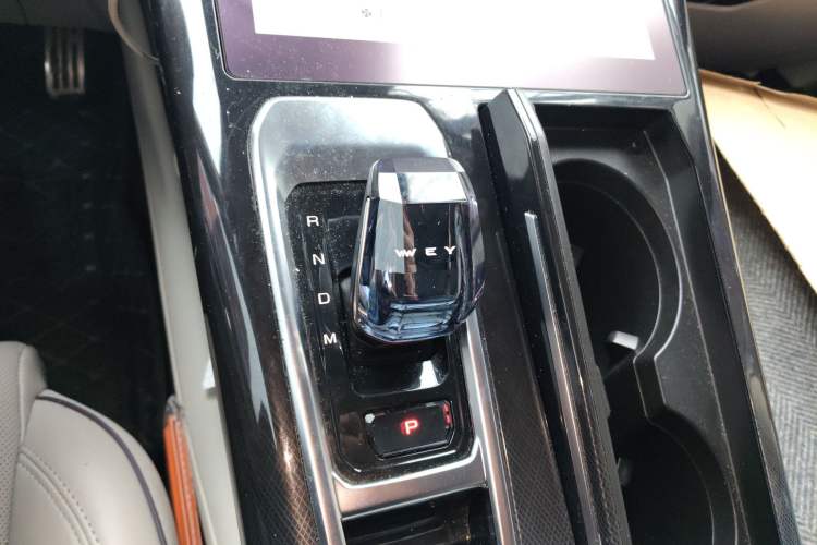 Used Wey Mocha 2021 2.0T Two-Wheel-Drive Premium Edition Gear Lever