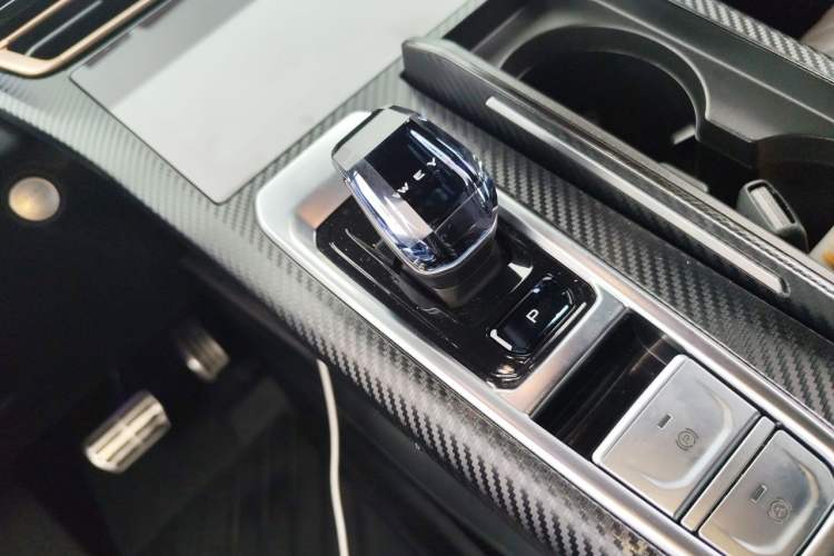 Used Wey Mocha 2021 2.0T Two-Wheel-Drive Premium Edition Gear Lever