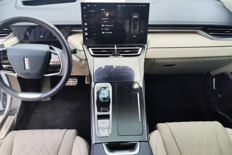 Used Wey Mocha 2021 2.0T Four-Wheel Drive Premium Edition Gear Lever