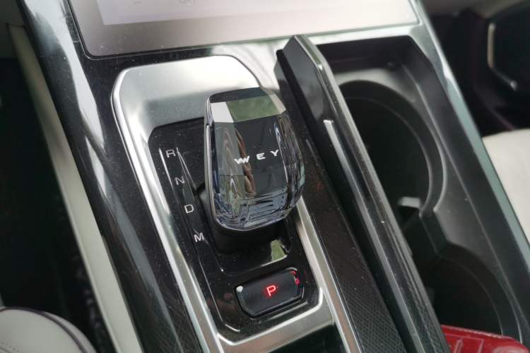 Used Wey Mocha 2021 2.0T Two-Wheel-Drive Premium Edition Gear Lever