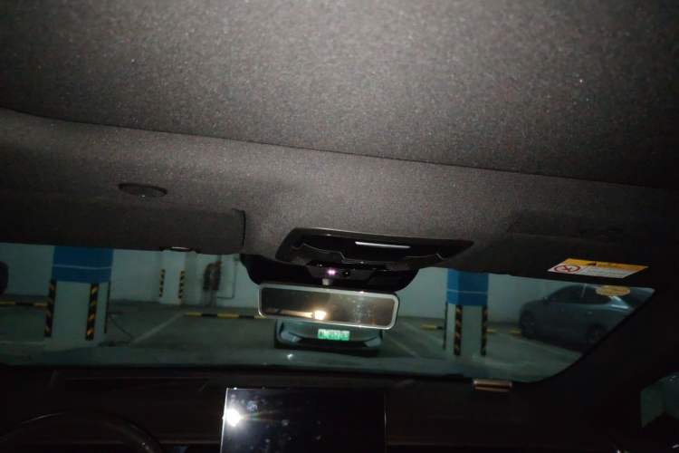Used Wey Mocha 2021 2.0T Four-Wheel Drive Premium Edition Headliner