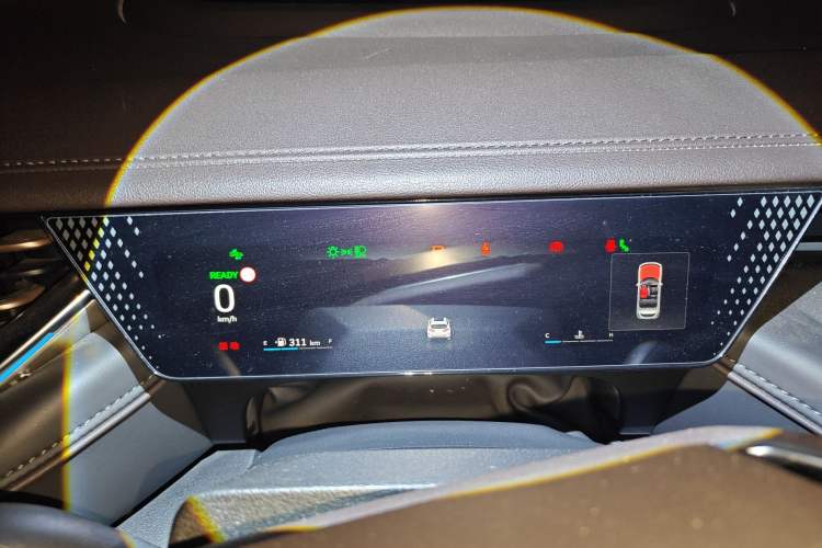 Used Wey Mocha 2021 2.0T Four-Wheel Drive Premium Edition Instrument Cluster