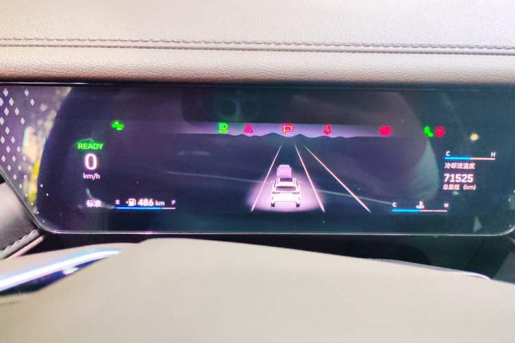 Used Wey Mocha 2021 2.0T Four-Wheel Drive Premium Edition Instrument Cluster