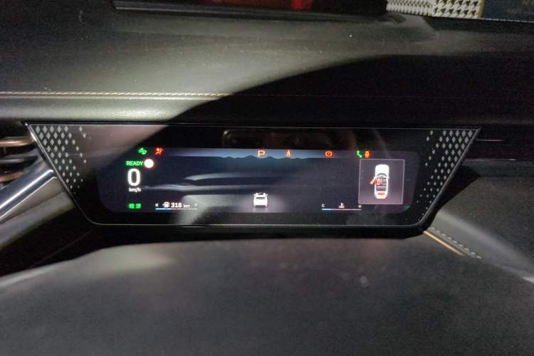 Used Wey Mocha 2021 2.0T Two-Wheel-Drive Premium Edition Instrument Cluster