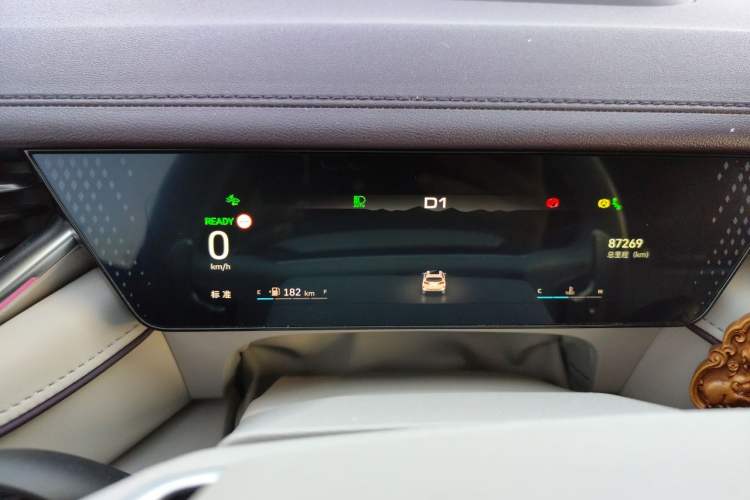 Used Wey Mocha 2021 2.0T Two-Wheel-Drive Premium Edition Instrument Cluster