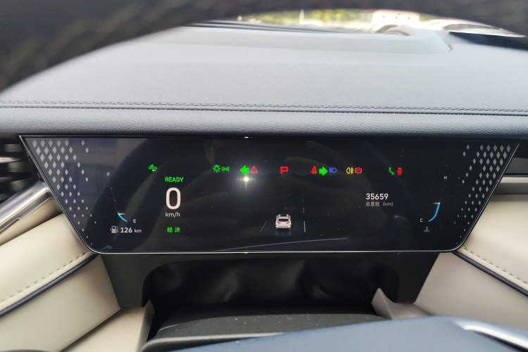 Used Wey Mocha 2021 2.0T Four-Wheel Drive Premium Edition Instrument Cluster