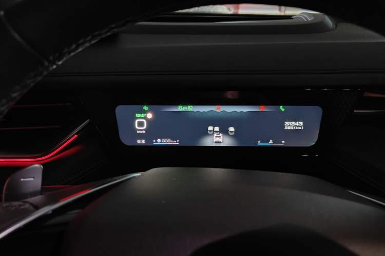 Used Wey Mocha 2021 2.0T Four-Wheel Drive Premium Edition Instrument Cluster