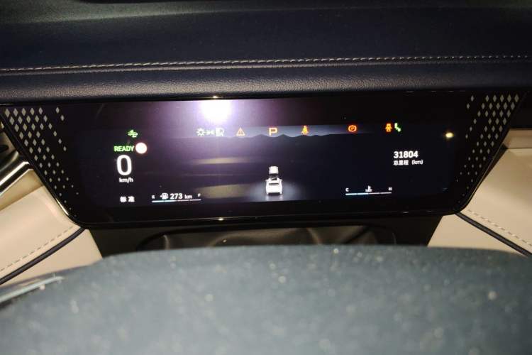 Used Wey Mocha 2021 2.0T Two-Wheel-Drive Premium Edition Instrument Cluster