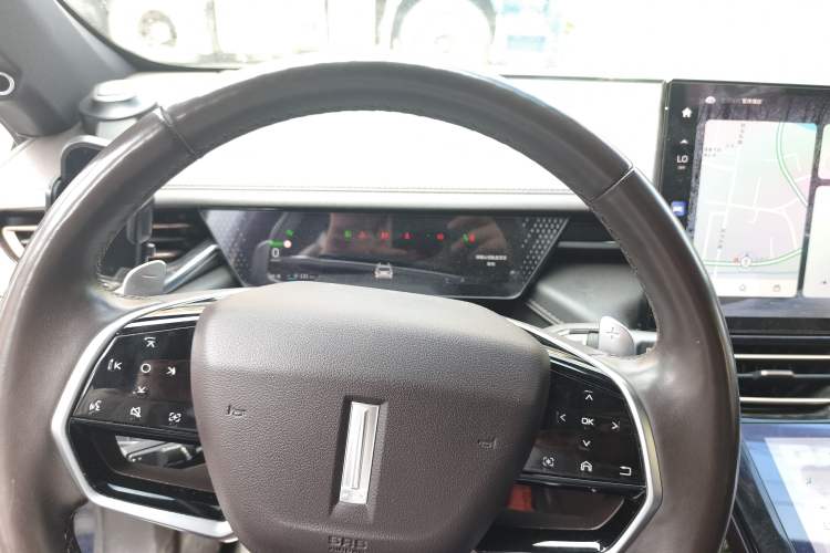 Used Wey Mocha 2021 2.0T Four-Wheel Drive Premium Edition Instrument Cluster