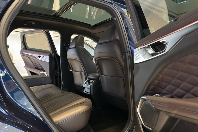Used Wey Mocha 2021 2.0T Two-Wheel-Drive Premium Edition Interior 10