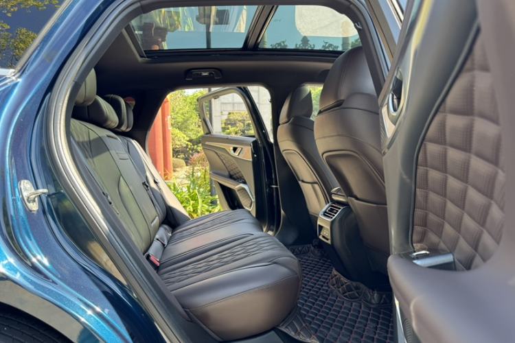Used Wey Mocha 2021 2.0T Two-Wheel-Drive Premium Edition Interior 11
