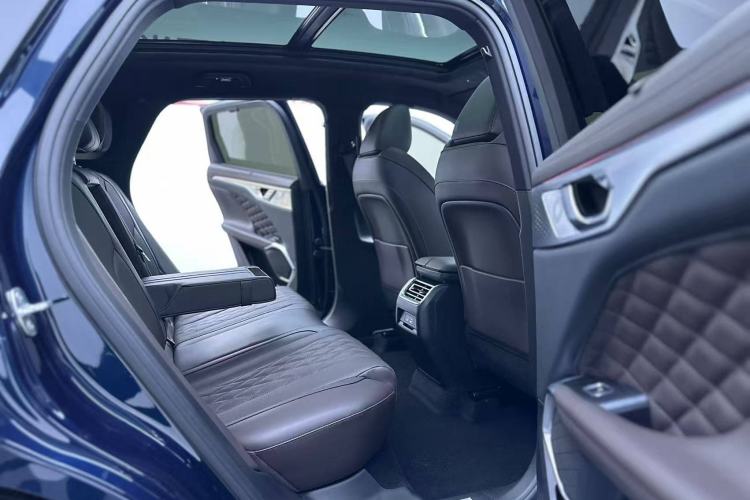 Used Wey Mocha 2021 2.0T Two-Wheel-Drive Premium Edition Interior 13