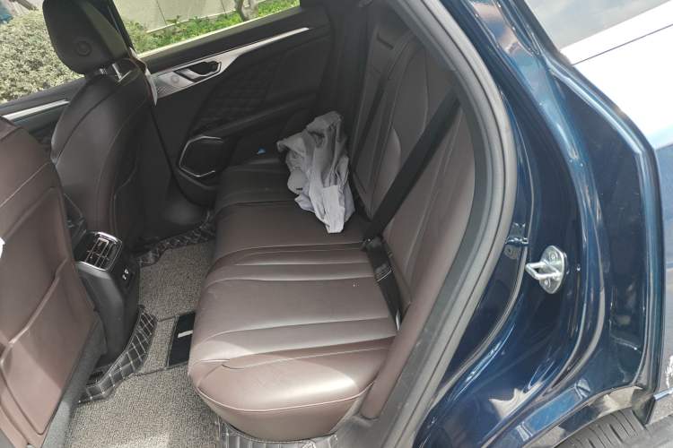 Used Wey Mocha 2021 2.0T Two-Wheel-Drive Ultra-Strong Version Interior 4