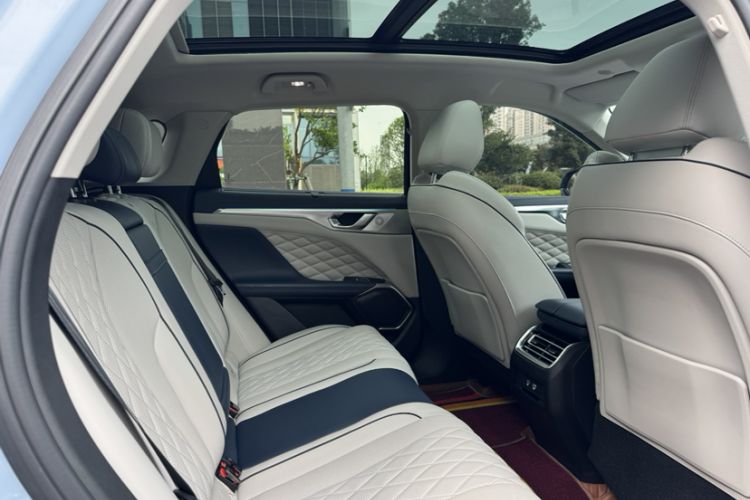 Used Wey Mocha 2021 2.0T Four-Wheel Drive Premium Edition Interior 5