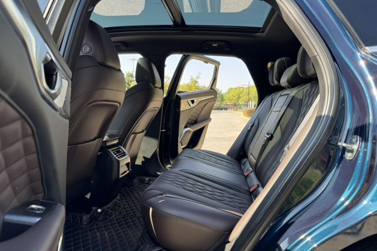 Used Wey Mocha 2021 2.0T Two-Wheel-Drive Premium Edition Interior 7