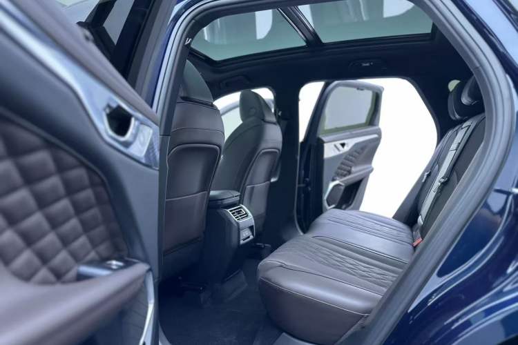 Used Wey Mocha 2021 2.0T Two-Wheel-Drive Premium Edition Interior 7