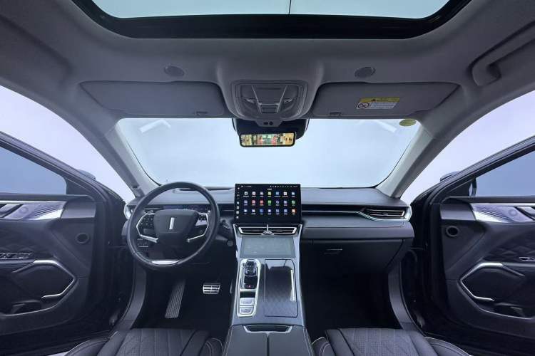 Used Wey Mocha 2021 2.0T Two-Wheel-Drive Premium Edition Interior 8