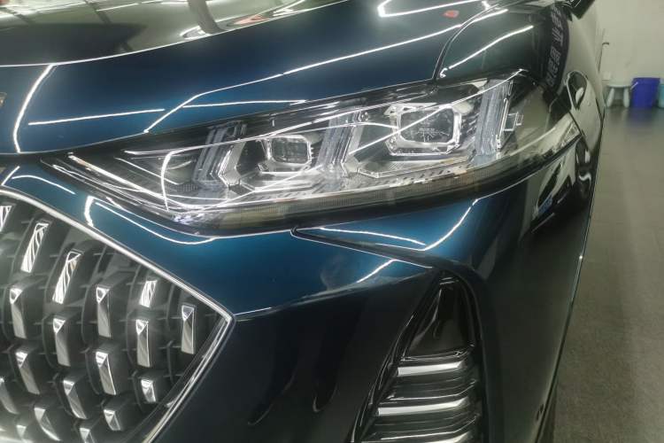 Used Wey Mocha 2021 2.0T Two-Wheel-Drive Premium Edition Left Front Headlight