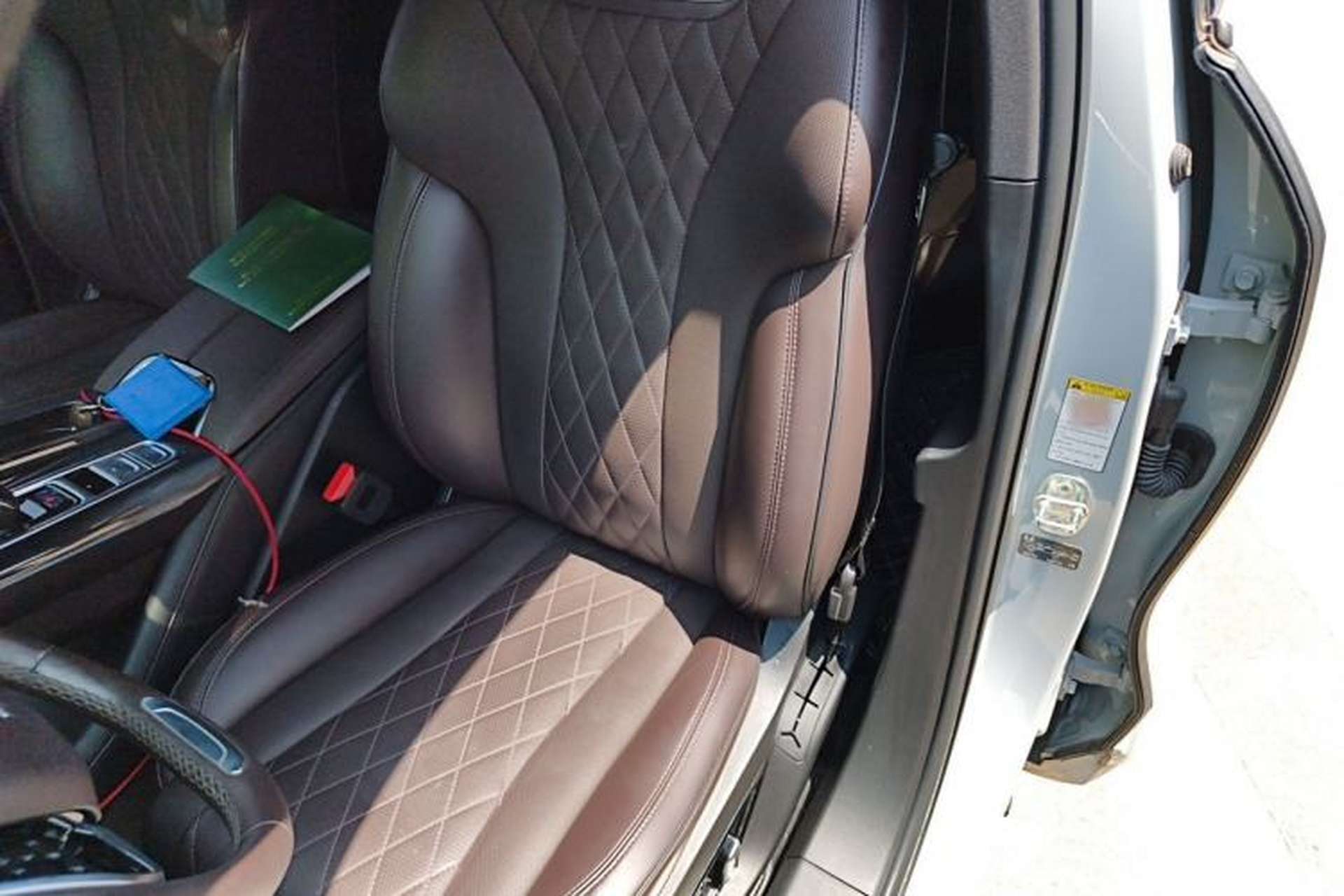 Used Wey Mocha 2021 2.0T Two-Wheel-Drive Premium Edition Left Front Seat