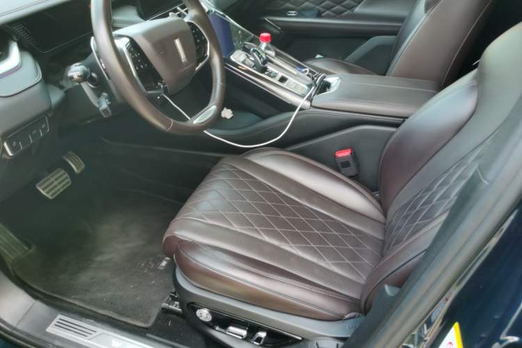 Used Wey Mocha 2021 2.0T Two-Wheel-Drive Premium Edition Left Front Seat