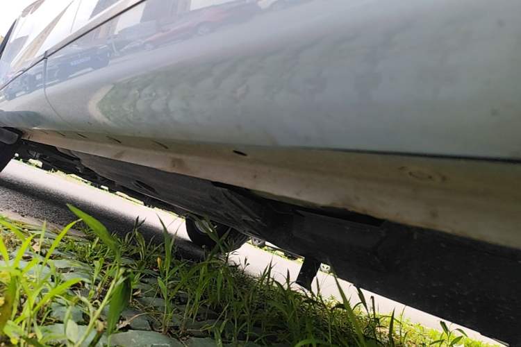 Used Wey Mocha 2021 2.0T Two-Wheel-Drive Premium Edition Left Side Sill