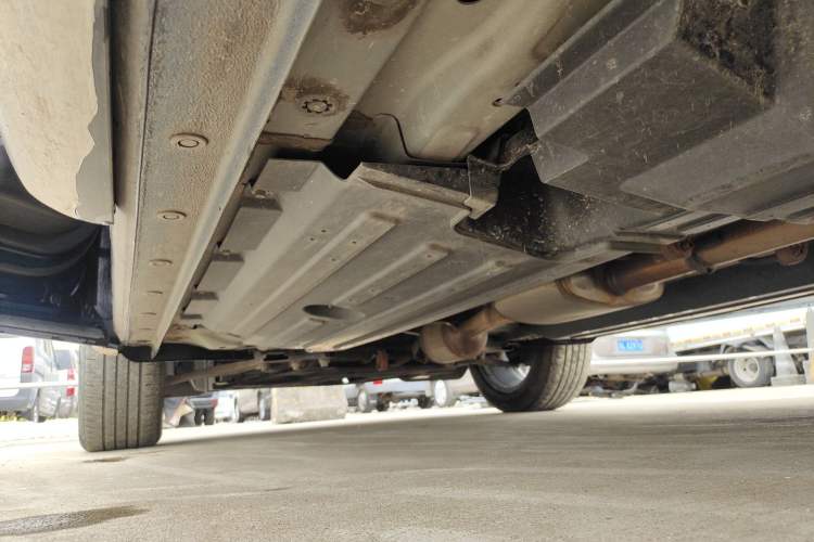 Used Wey Mocha 2021 2.0T Two-Wheel-Drive Ultra-Strong Version Left Side Sill