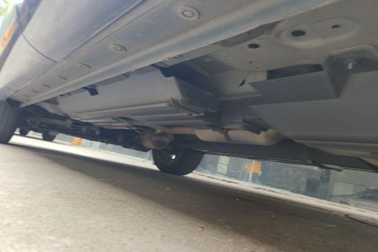 Used Wey Mocha 2021 2.0T Four-Wheel Drive Premium Edition Left Side Sill