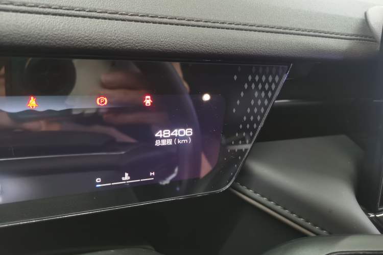 Used Wey Mocha 2021 2.0T Two-Wheel-Drive Premium Edition Odometer Close Up