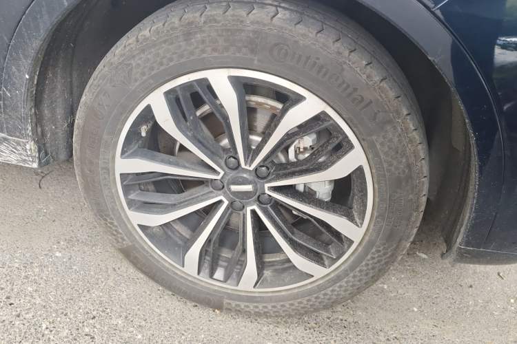 Used Wey Mocha 2021 2.0T Two-Wheel-Drive Premium Edition Right Front Wheel Hub