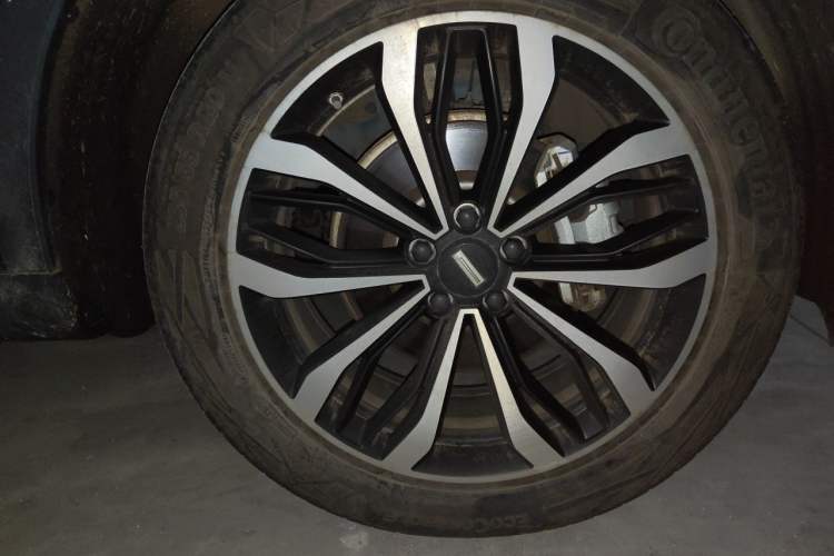 Used Wey Mocha 2021 2.0T Two-Wheel Drive Special Edition Right Front Wheel Hub