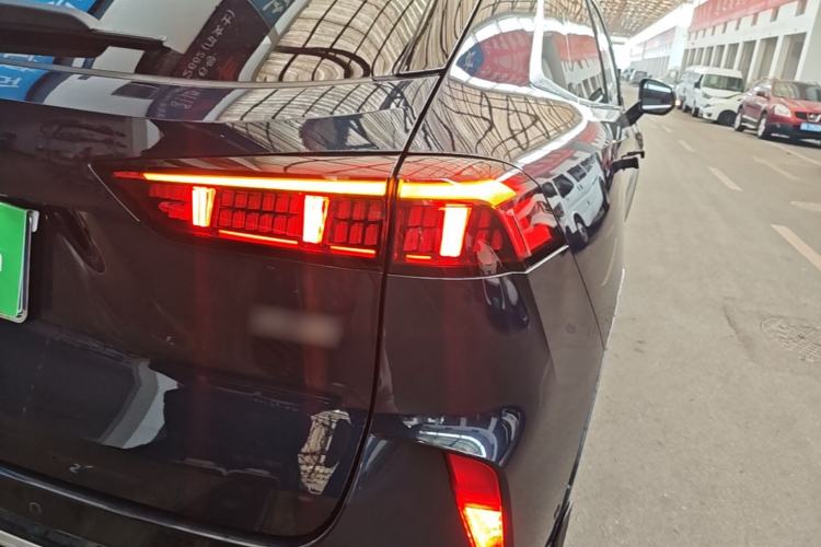 Used Wey Mocha 2021 2.0T Two-Wheel-Drive Premium Edition Right Rear Taillight