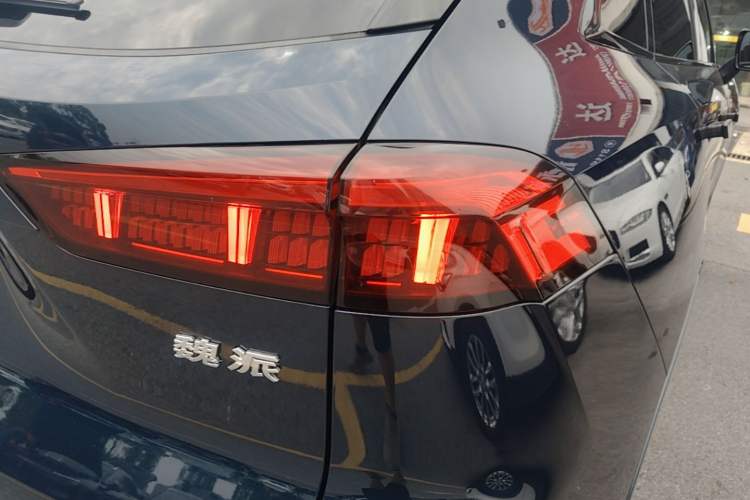 Used Wey Mocha 2021 2.0T Two-Wheel-Drive Premium Edition Right Rear Taillight