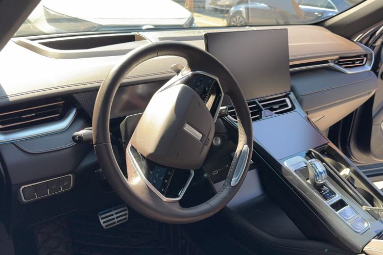 Used Wey Mocha 2021 2.0T Two-Wheel-Drive Premium Edition Steering Wheel
