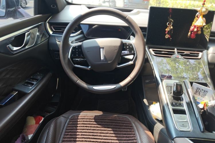 Used Wey Mocha 2021 2.0T Two-Wheel-Drive Ultra-Strong Version Steering Wheel