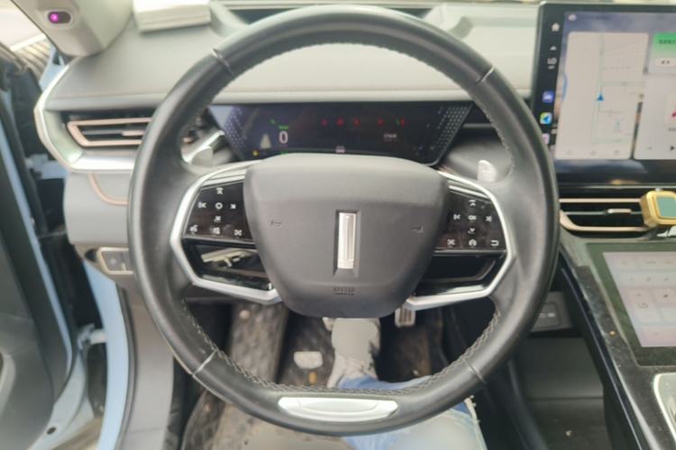 Used Wey Mocha 2021 2.0T Two-Wheel-Drive Ultra-Strong Version Steering Wheel