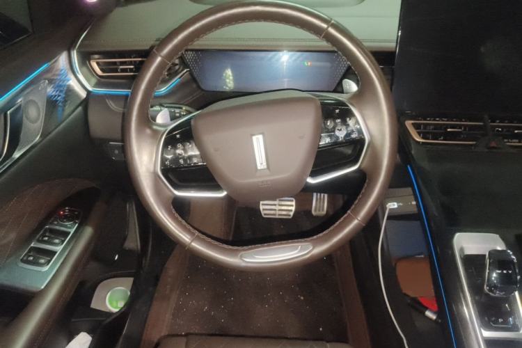 Used Wey Mocha 2021 2.0T Two-Wheel-Drive Premium Edition Steering Wheel