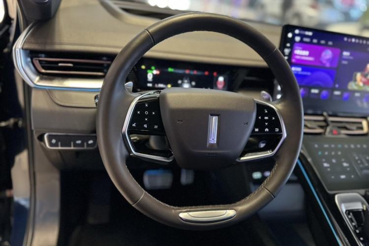Used Wey Mocha 2021 2.0T Two-Wheel-Drive Premium Edition Steering Wheel