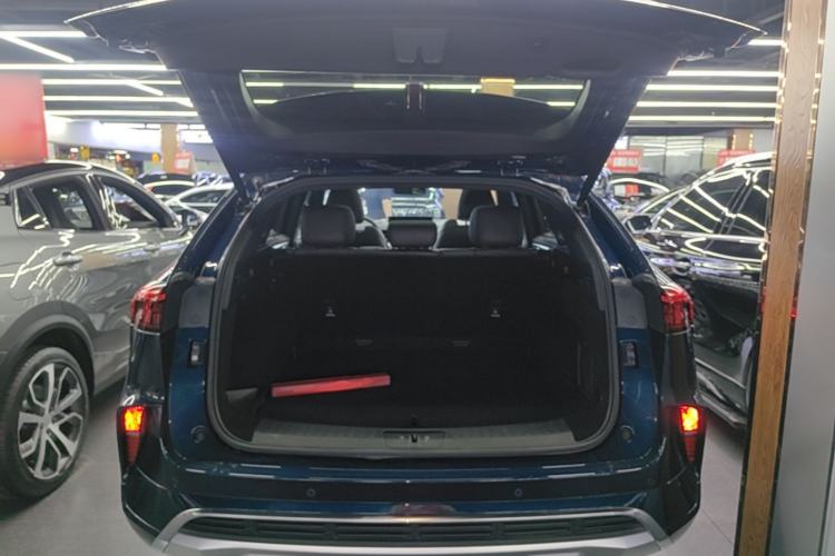 Used Wey Mocha 2021 2.0T Two-Wheel-Drive Premium Edition Trunk