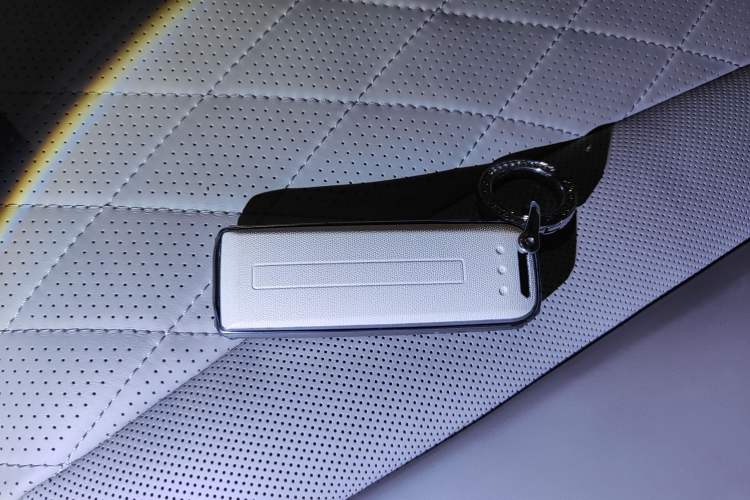 Used Wey Mocha 2021 2.0T Two-Wheel-Drive Premium Edition Vehicle Key