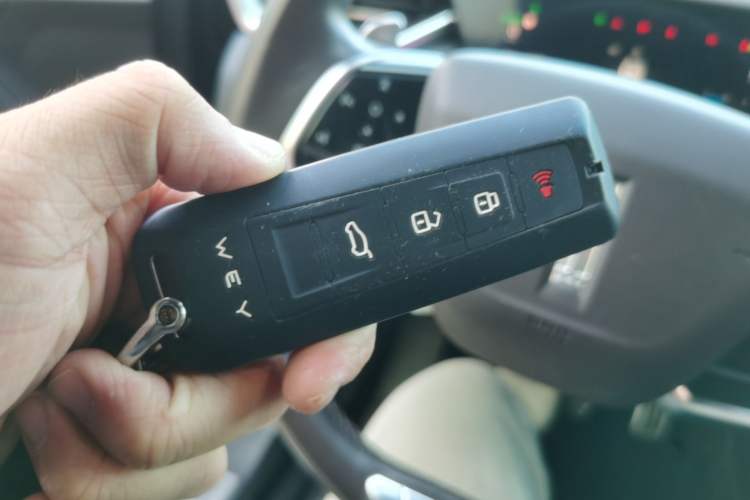 Used Wey Mocha 2021 2.0T Two-Wheel-Drive Premium Edition Vehicle Key