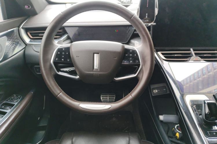 Used Wey Mocha 2021 2.0T Two-Wheel-Drive Ultra-Strong Version Steering Wheel