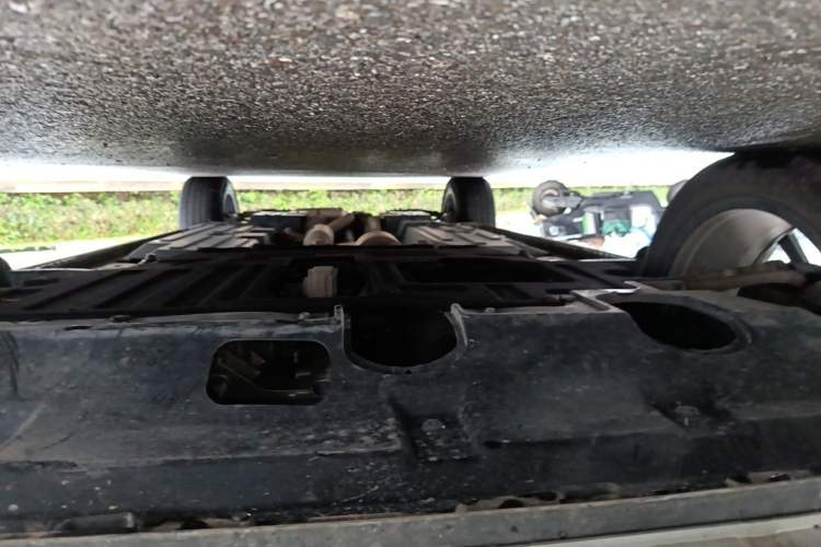 Used Wey Mocha 2021 2.0T Four-Wheel Drive Premium Edition Chassis Front