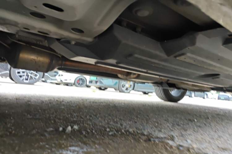 Used Wey Mocha 2021 2.0T Two-Wheel-Drive Premium Edition Chassis Front Left